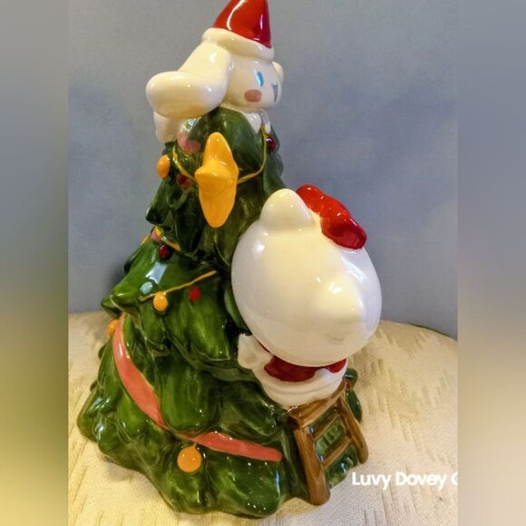 Hello Kitty and Friends Decorating The Tree Figurine 8" Blue Sky Clayworks NWT - Picture 4 of 5